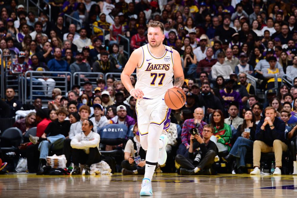 米体：索默犯了不少错，国米在寻找靠谱的一门